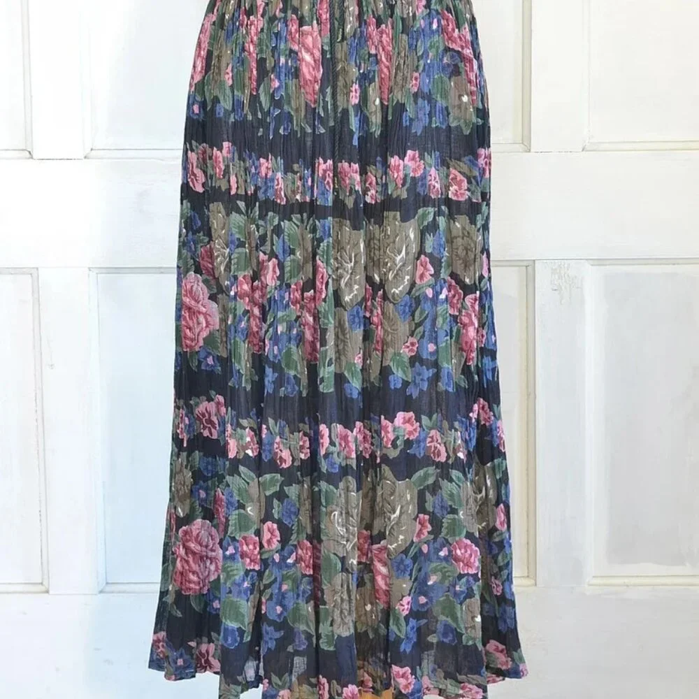 90s Vintage Floral Skirt - Long Crinkled Cotton Gauze Skirt - Rose Print - Draws - Picture 3 of 4